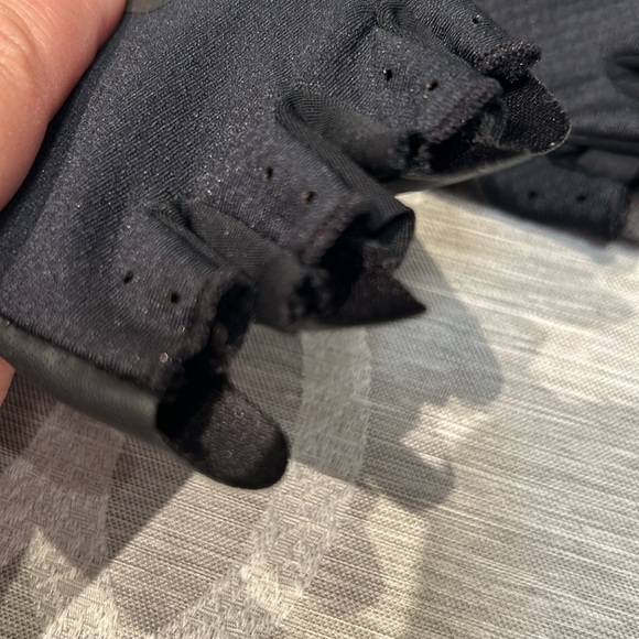Under Armour Women's Weightlifting Gloves Fitness Training Gloves Gym size XS - Picture 6 of 6
